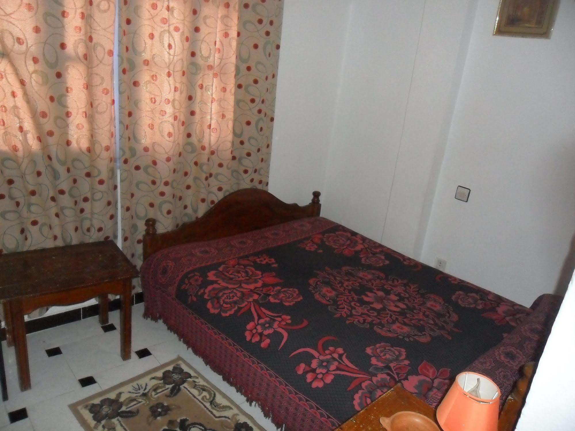 Hotel Zouar เชฟชาอูน ภายนอก รูปภาพ